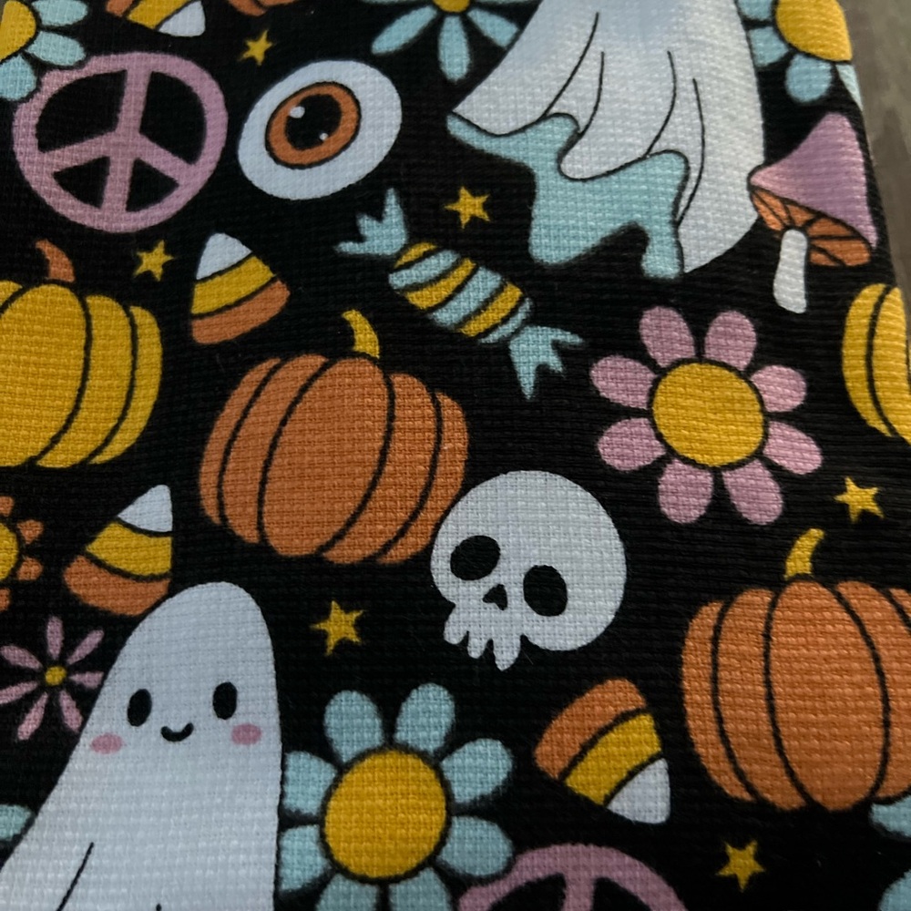 Ghosts and pumpkins, kitchen towels